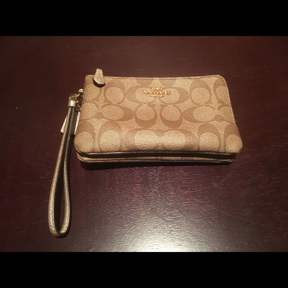 Coach Double Zip Wristlet